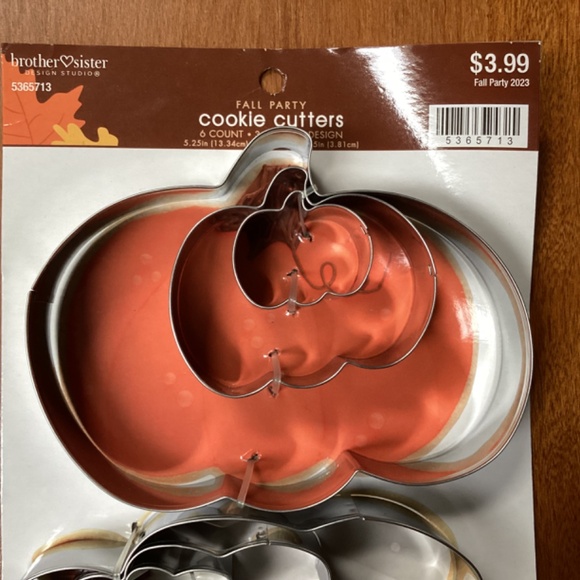 Fall Party Cookie Cutters 2 packs New with tag - Picture 5 of 11